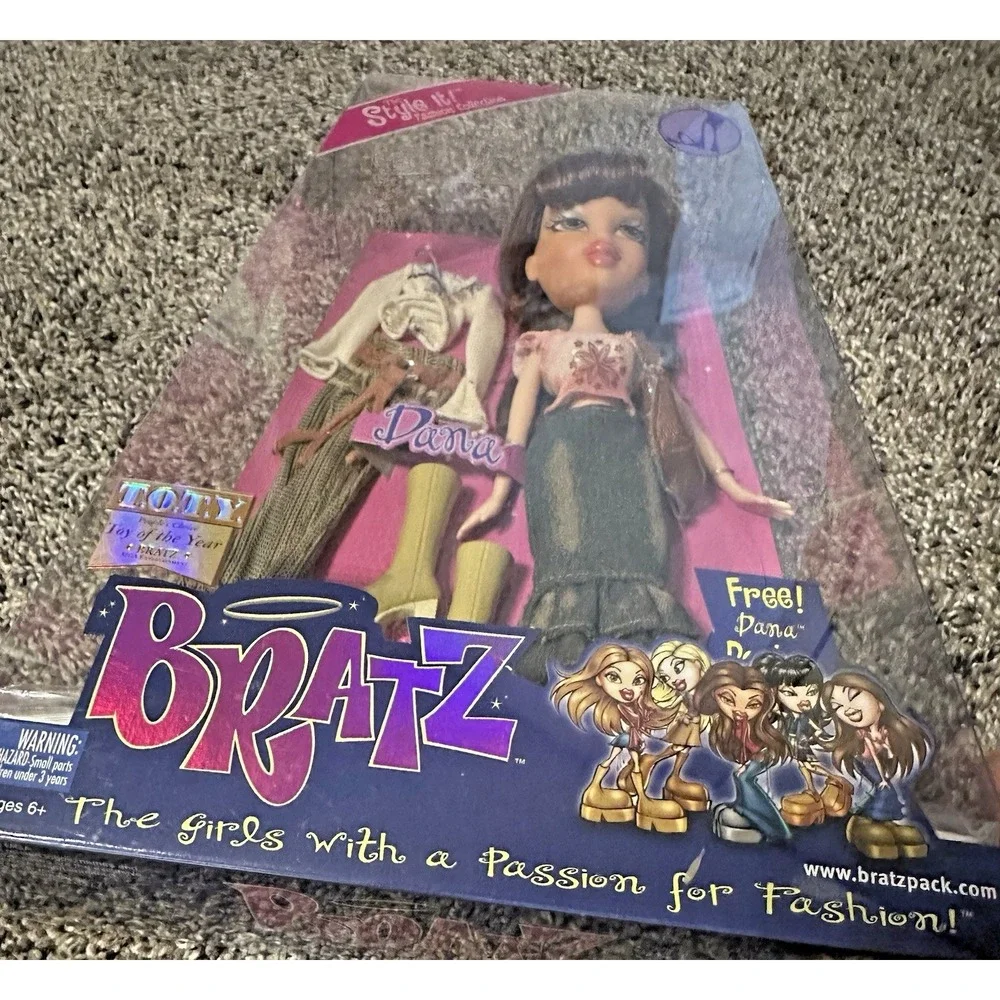 Bratz Dana Style It! Fashion Collection Doll with Poster 2003 MGA - New In Box